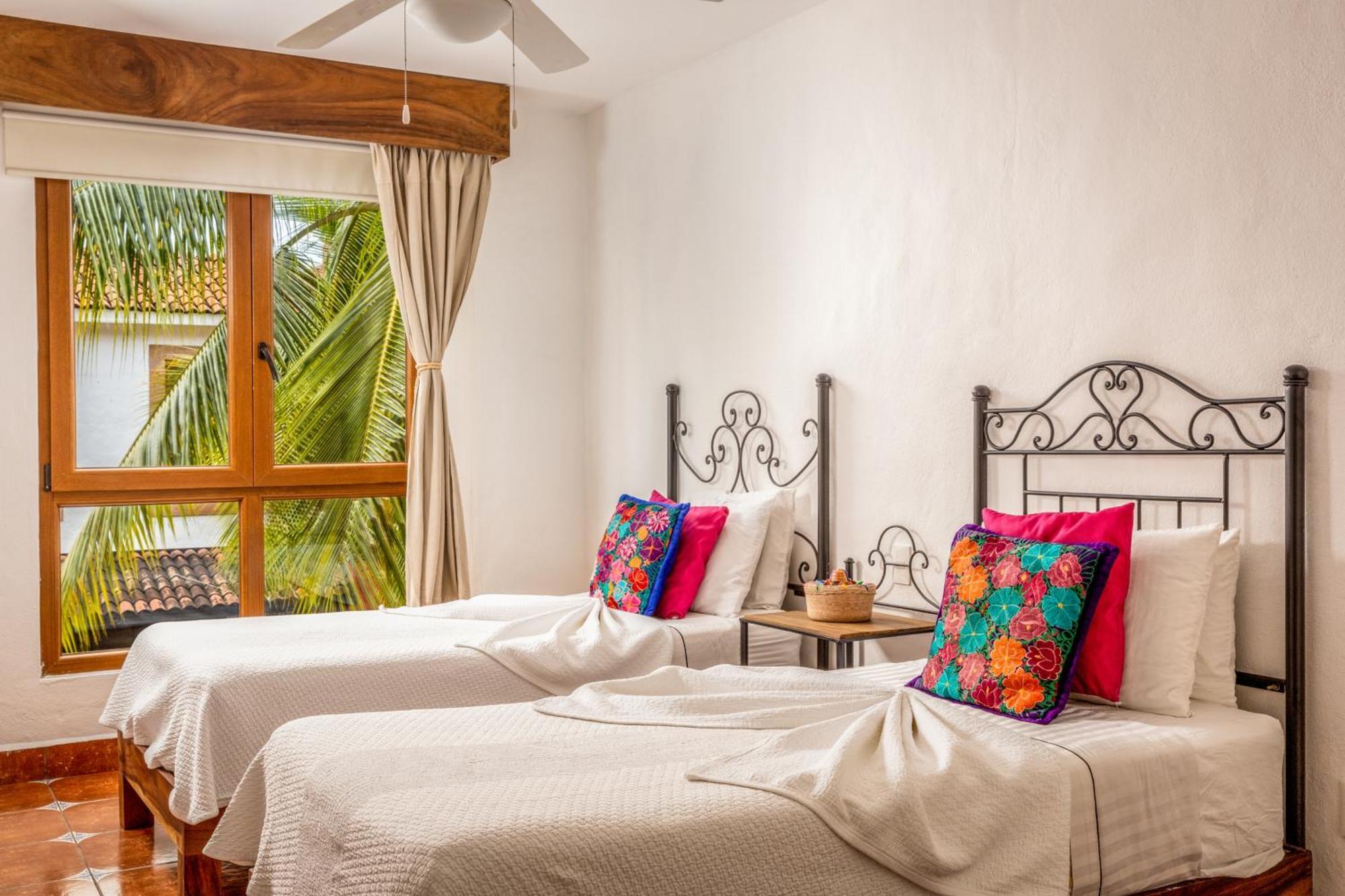 מלון Casa Loteria -Pueblito Sayulita- Colorful, Family And Relax Experience With Private Parking And Pool מראה חיצוני תמונה
